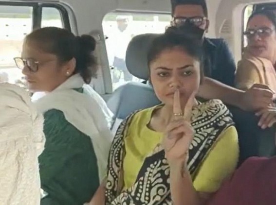Film Actress, Trinamool Youth Leader Sayoni Ghosh arrested in Tripura